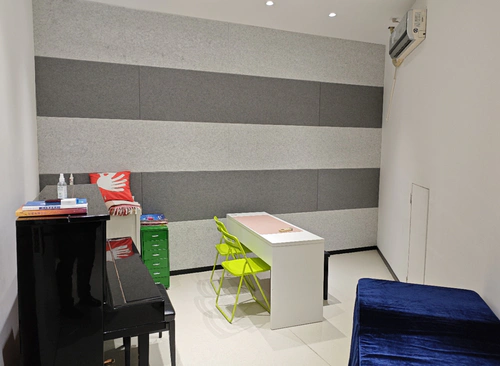 255m²
