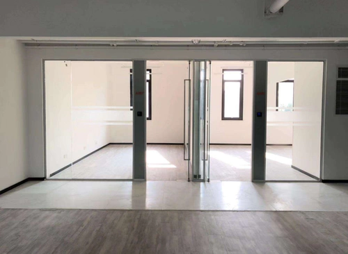 216m²