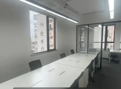 66m²
