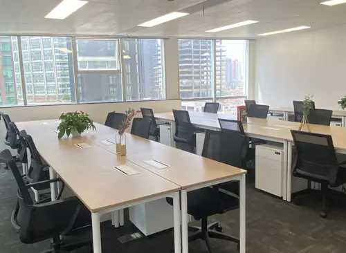 163m²