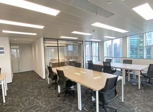 183m²