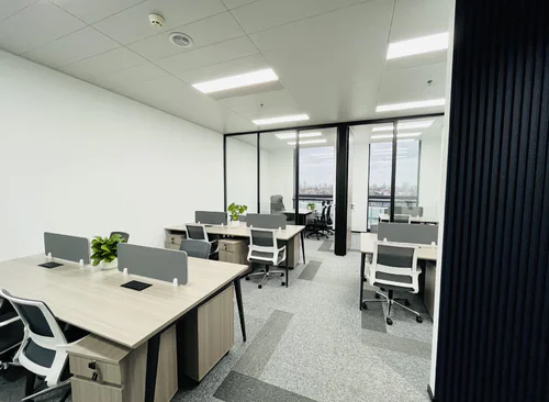 116平{logo墙+3隔间+12工位}