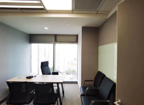 浦东 华润时代广场 253平米 中等装修