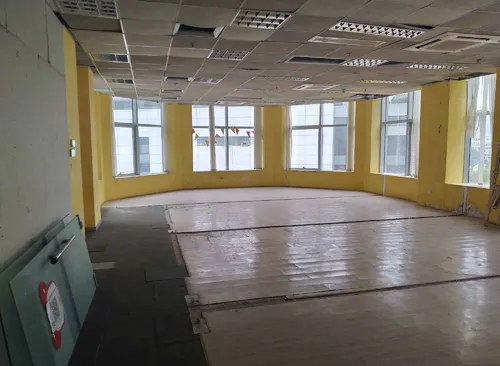 浦东 斯米克大厦 352平米 中等装修